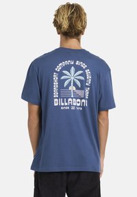 Спортивная майка