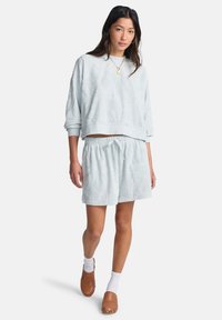 Шорты Шорты