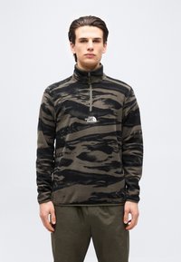 Флисовая кофта