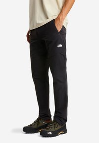 Спортивные штаны