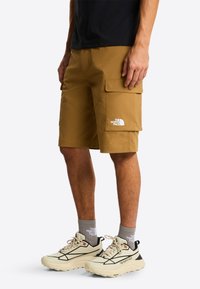 Шорты Шорты