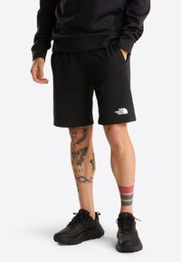 Шорты Шорты