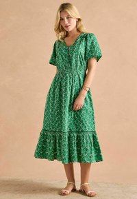 Летнее платье Летнее платье