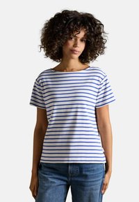 Футболка Футболка