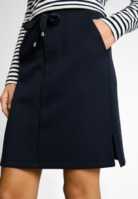 Юбка-карандаш