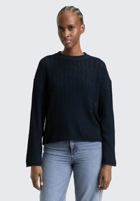 Пуловер Пуловер