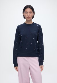 Толстовка Толстовка