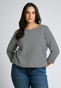 Майка с рукавом три четверти