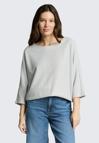 Майка с рукавом три четверти