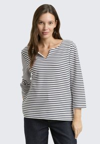 Майка с рукавом три четверти