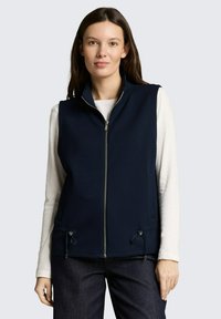 Жилет Жилет