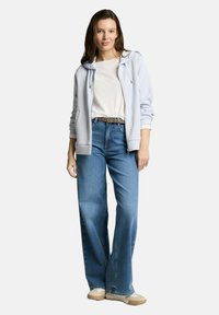 Толстовка Толстовка