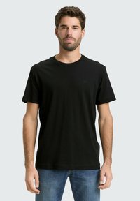 Футболка Футболка