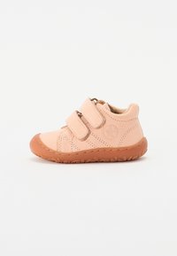 Детская обувь