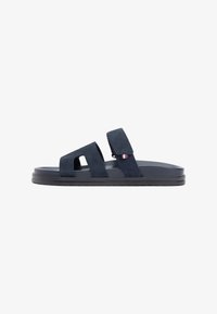 Шлепанцы Шлепанцы