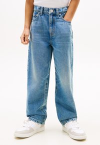 Джинсы Джинсы