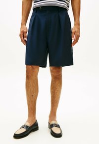 Шорты Шорты