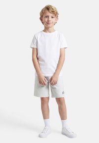 Шорты Шорты