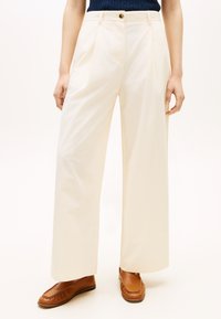 Широкие брюки Широкие брюки