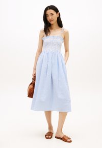 Летнее платье