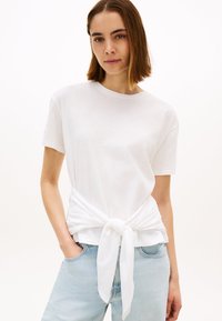 Футболка Футболка