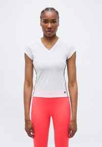 Спортивная майка