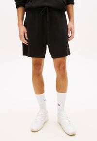 Шорты Шорты