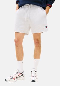 Шорты Шорты