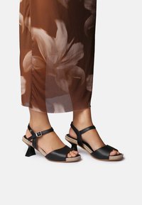 Босоножки Босоножки