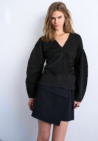 Блузка Блузка