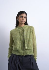 Кардиган Кардиган