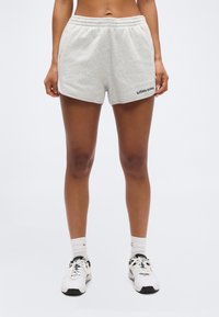 Шорты Шорты