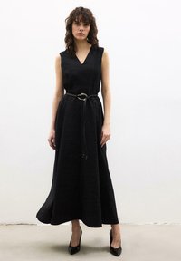 Платье макси Платье макси