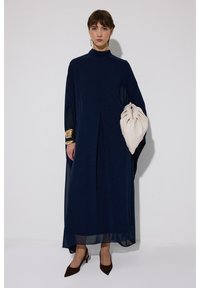 Платье макси Платье макси