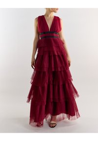 Платье макси