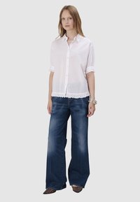 Широкие брюки