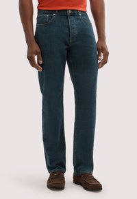 Прямые джинсы Прямые джинсы