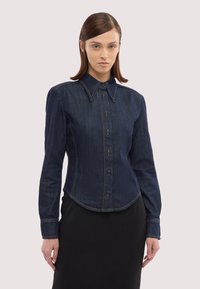 Джинсовая блузка