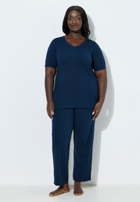 Пижама Пижама