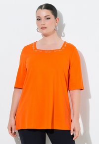 Футболка Футболка