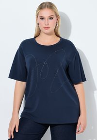 Футболка Футболка