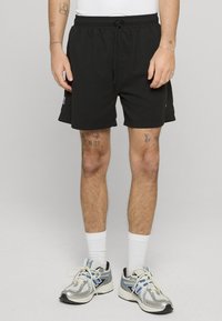 Шорты Шорты