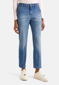 Джинсы Джинсы