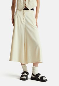 Широкие брюки Широкие брюки