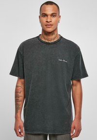 Футболка Футболка