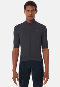 Спортивная форма Спортивная форма