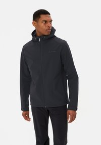 Спортивная куртка