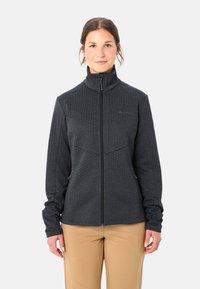 Флисовая куртка