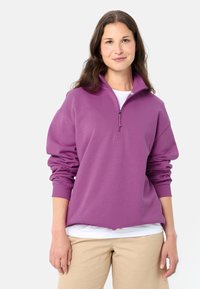 Спортивная толстовка Спортивная толстовка