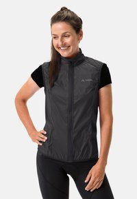 Спортивный жилет Спортивный жилет